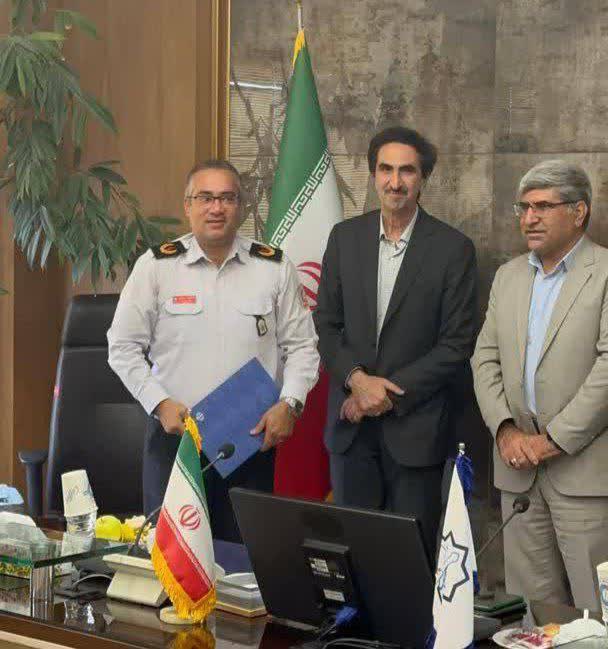 رئیس آتش نشانی نیشابور به عنوان ربیس كارگروه نظارت ، ارزیابی و بازرسی کمیته تخصصی آتش نشانی های خراسان رضوی منصوب شد