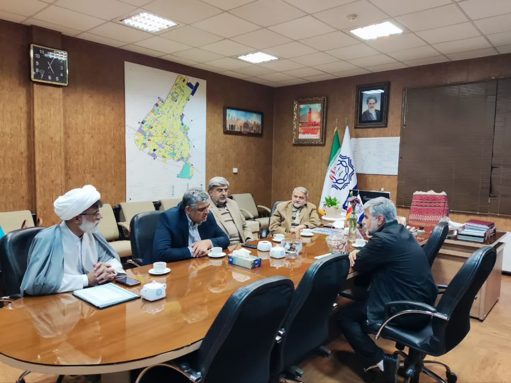 💠بررسی راهکارهای اجرایی شبکه شهرهای مسیر هجرت رضوی در نشست مشترک نیشابور