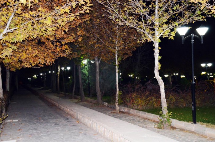 بهسازی و اصلاح روشنایی میادین، پارک ها و بوستان های سطح شهر