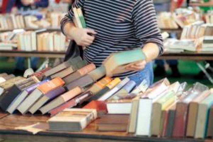 برپايي نمایشگاه و فروشگاه کتاب«سلامت» در نیشابور