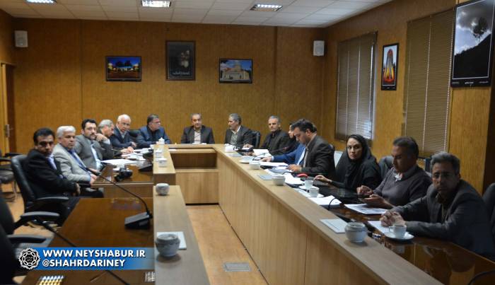 جلسه شورای تلفیق ستاد بازآفرینی باحضور فرماندار، شهردار ، اعضای شورای شهر و معاونان فرمانداری و شهرداری