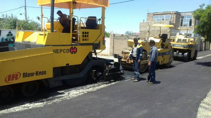 آغازعملیات اجرایی روکش آسفالت معابر اصلي شهر توسط شهرداری نیشابور