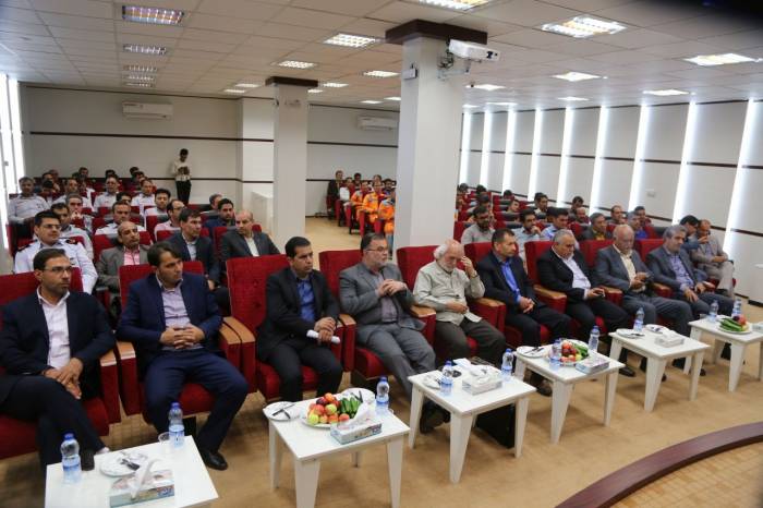 حضور اعضای شورای اسلامی شهر جهت تبریک روز ملی شهرداری ها