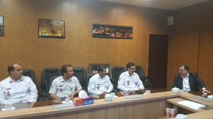 دیدار مدیر و کارکنان مرکز مدیریت حوادث و فوریت ­های پزشکی با شهردار نیشابور