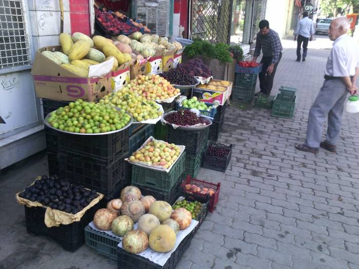 عزم جدی شهرداری در جمع آوری سدمعبر و ساماندهی دست فروشان