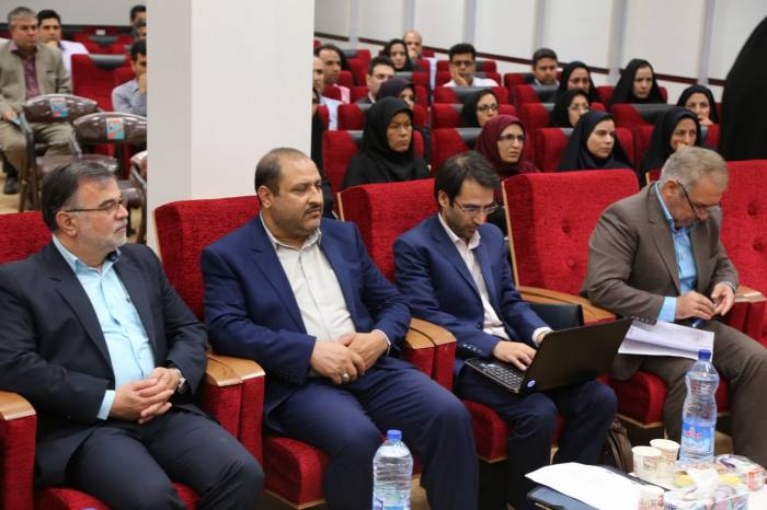 اگر شهرداری ها منضبط شوند آرامش در شهر حاکم می شود